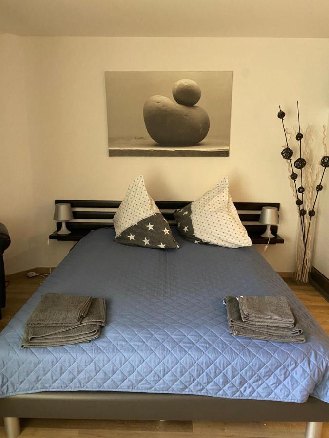 Gemuetliche Ferienwohnung Evieline In トートモース エクステリア 写真
