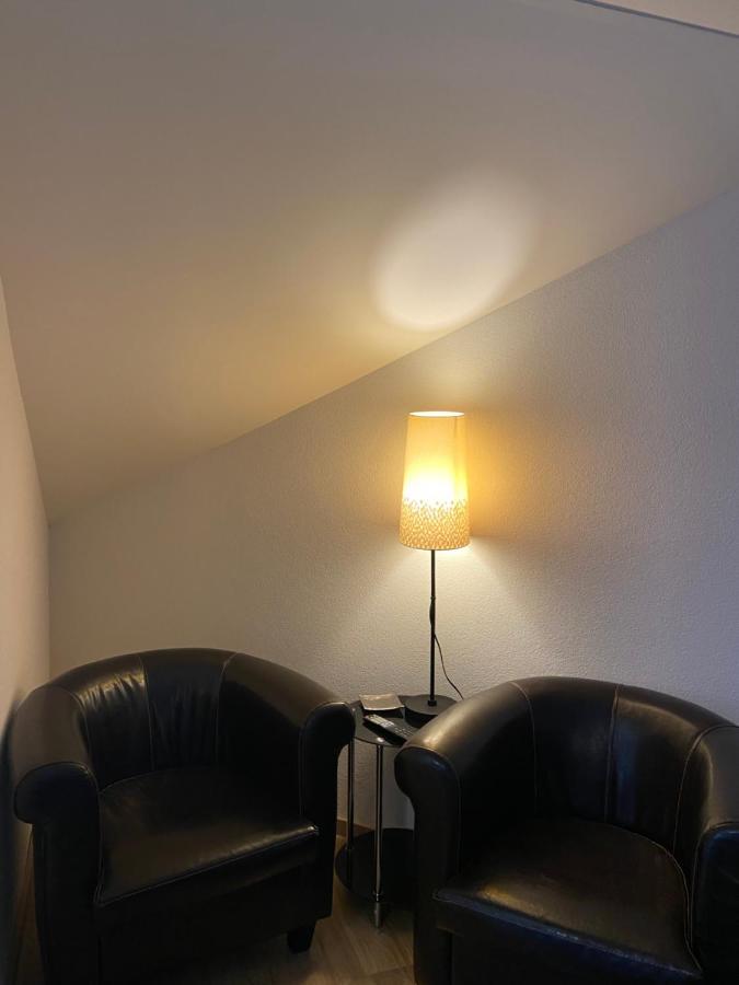 Gemuetliche Ferienwohnung Evieline In トートモース エクステリア 写真